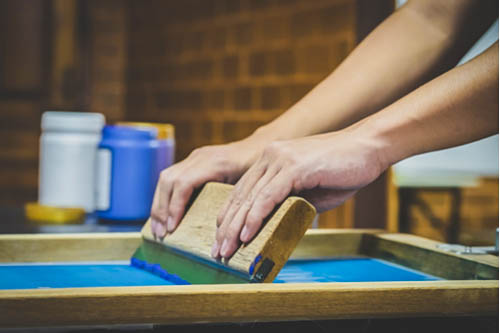 Print & Stitch: Relief, Screen Printing and Embroidery